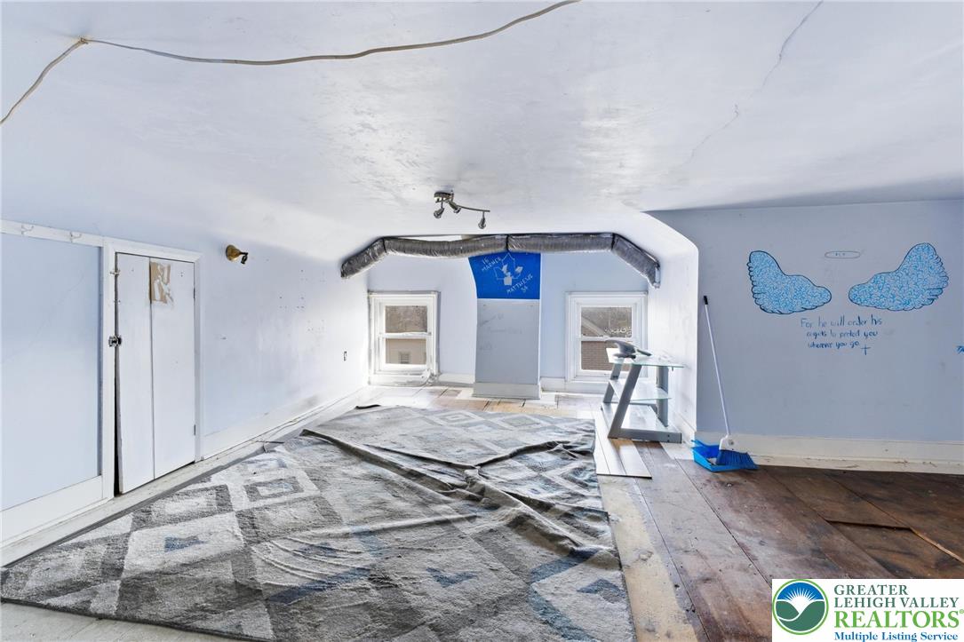 2786 Stadium Drive