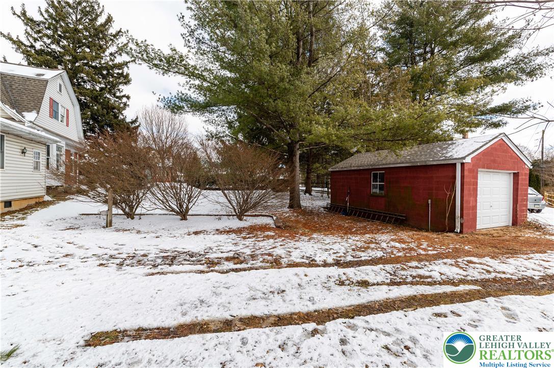 2020 Whitehall Avenue