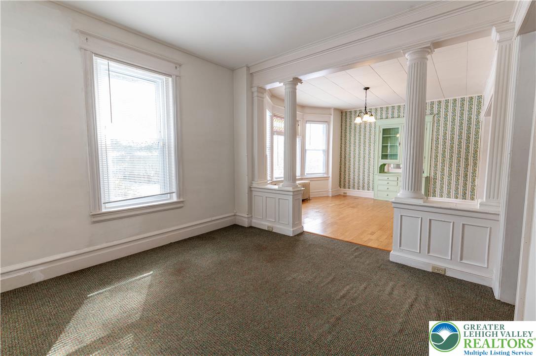 2020 Whitehall Avenue
