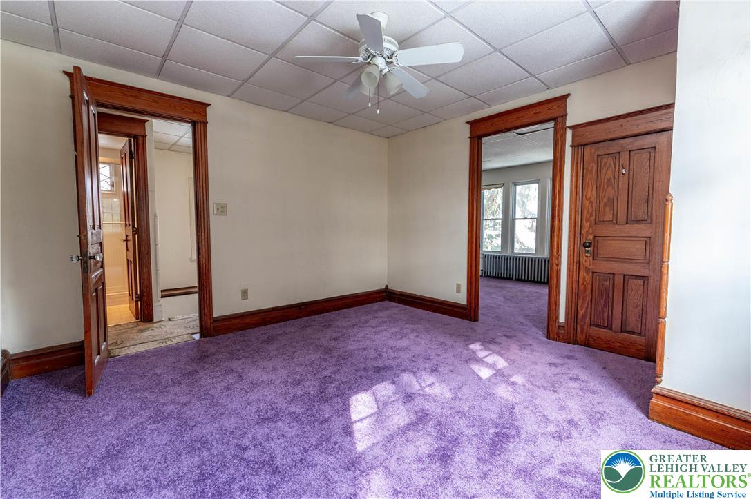 2020 Whitehall Avenue