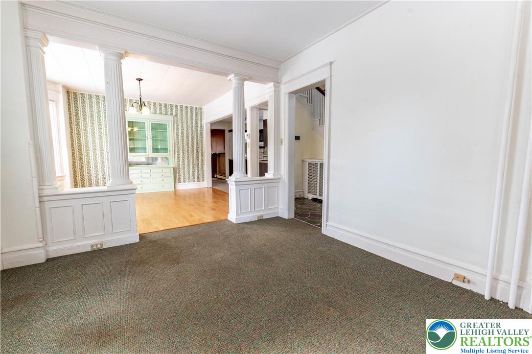2020 Whitehall Avenue