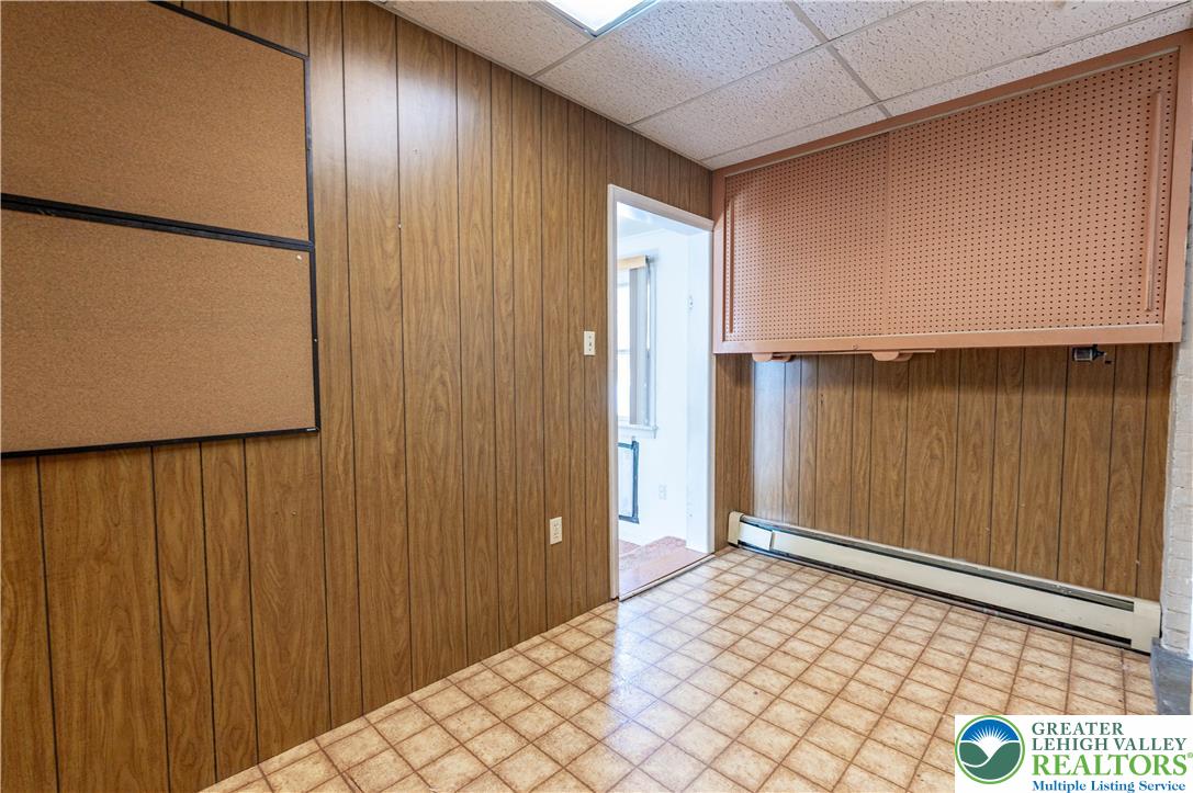 2020 Whitehall Avenue