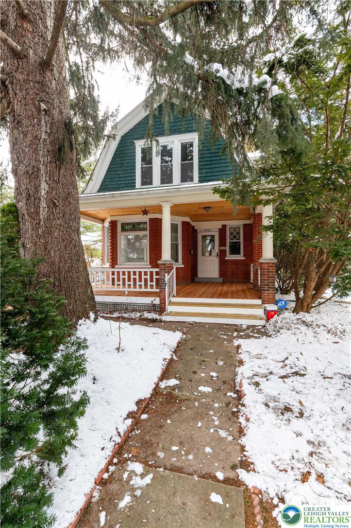 2020 Whitehall Avenue
