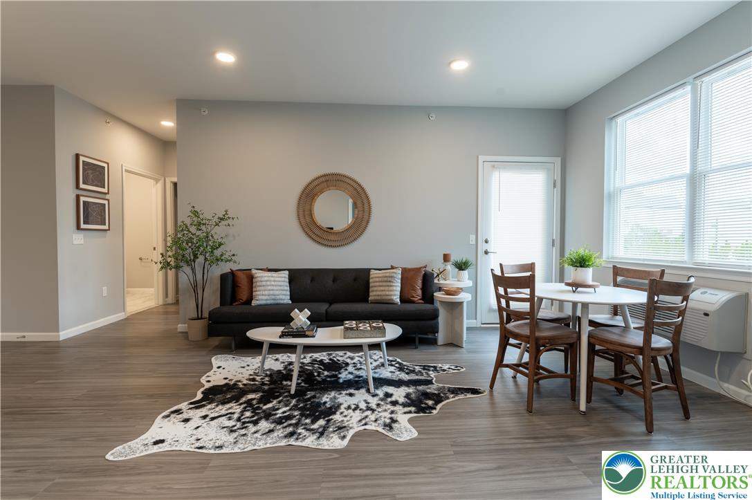 948 North Front Street B-5