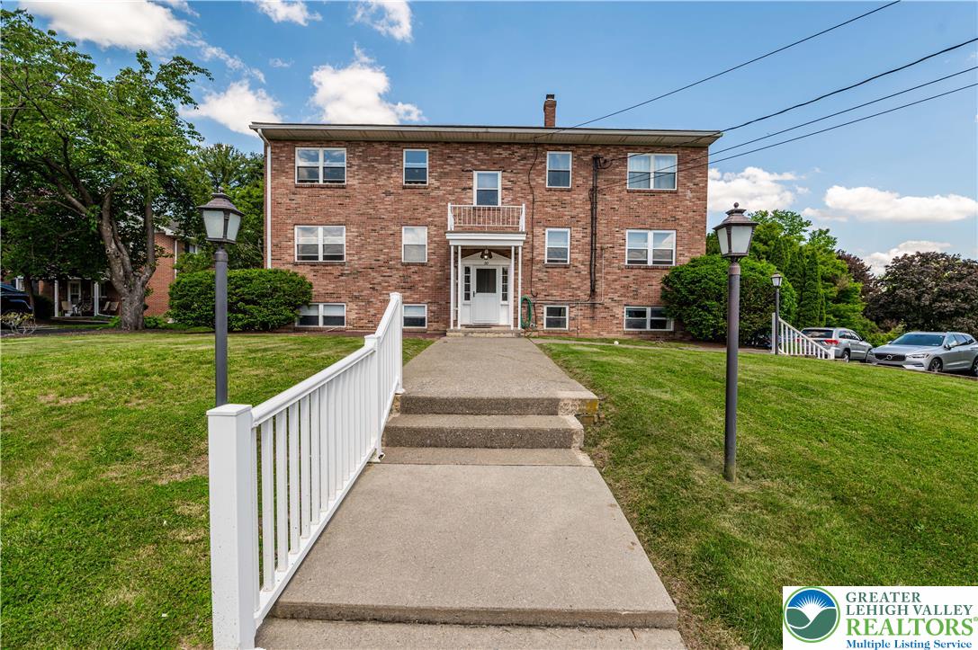 90 Gum Street 1N