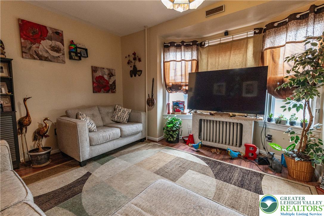 920 South 8th Street