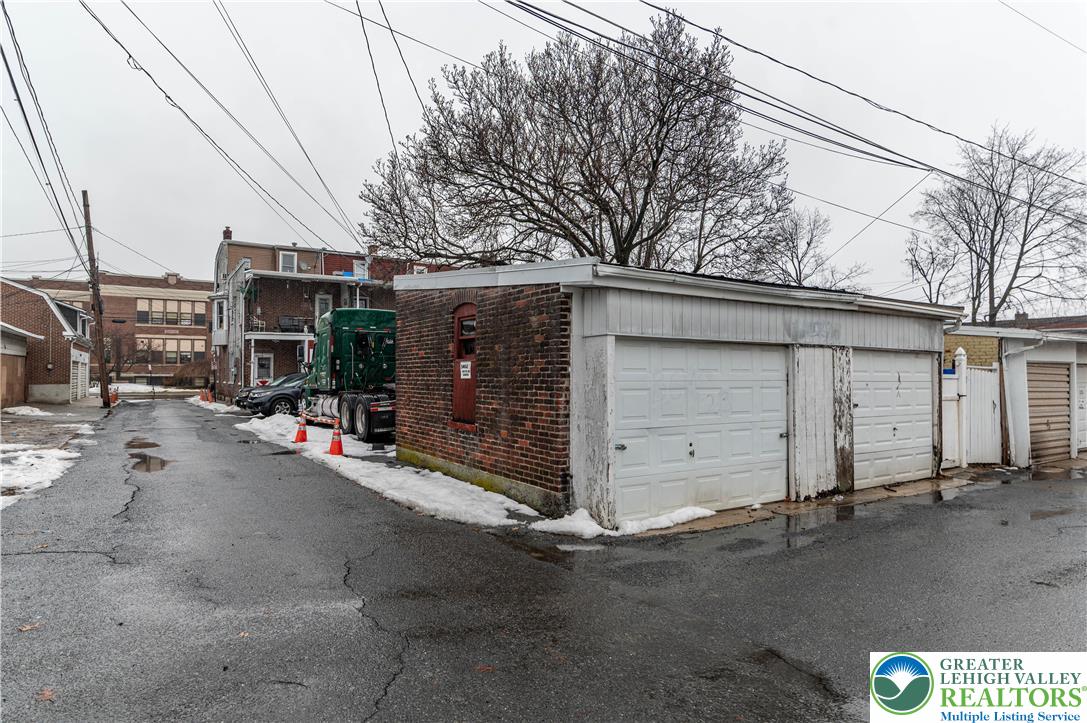 920 South 8th Street