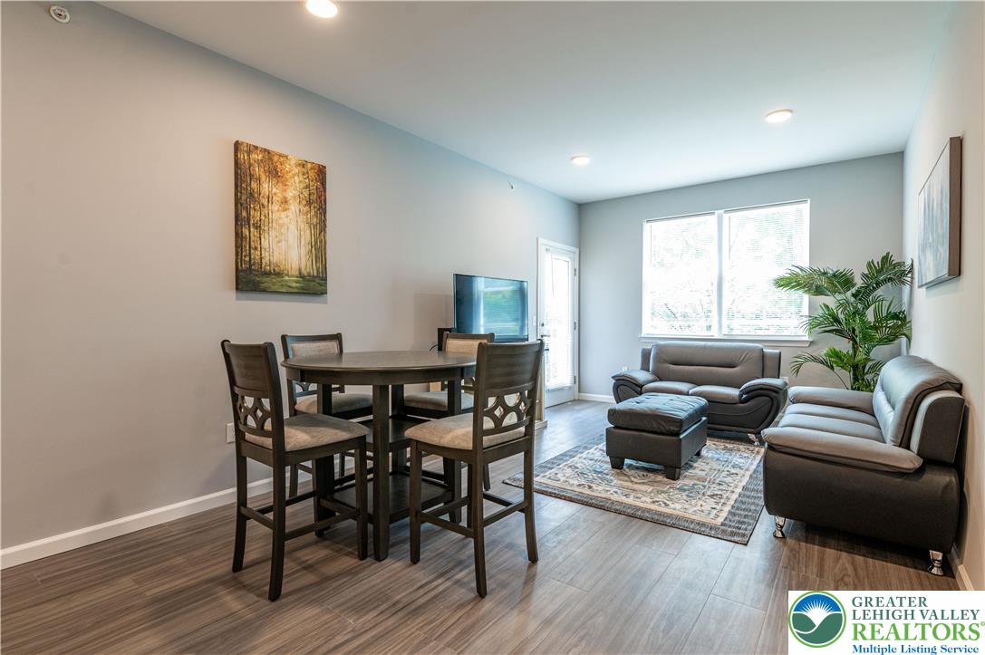 948 North Front Street C-2