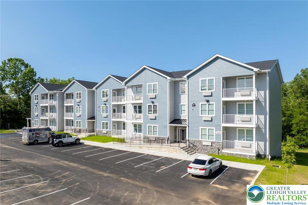 948 North Front Street C-1