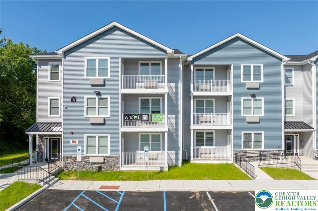 948 North Front Street C-1