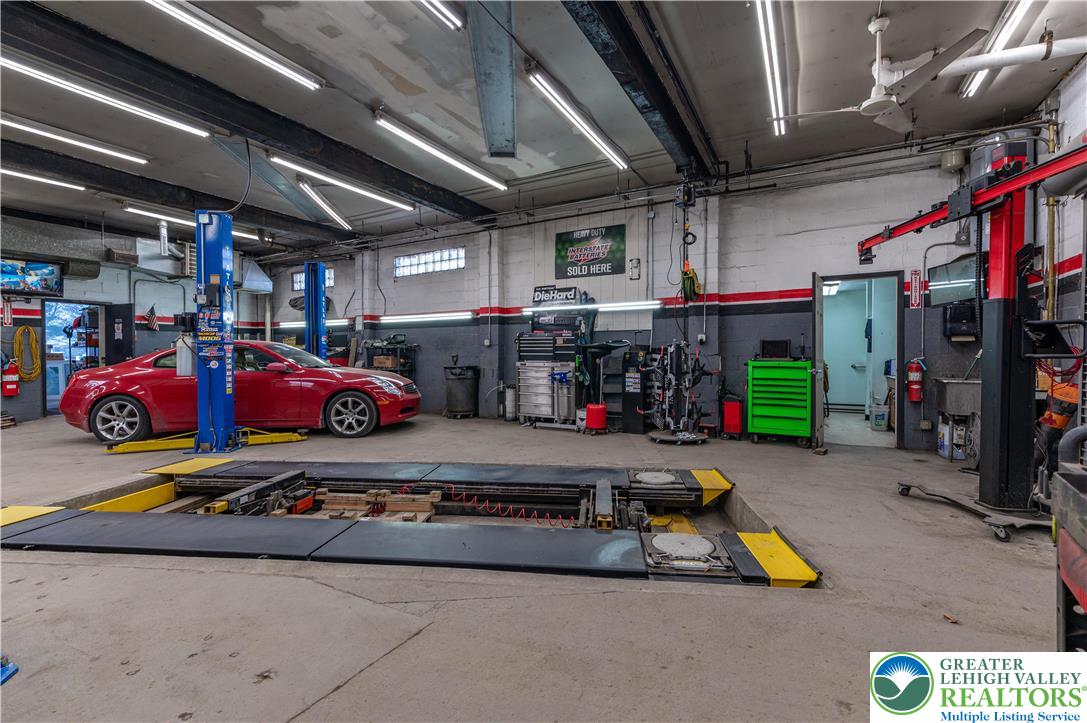 2227 North 3rd Avenue