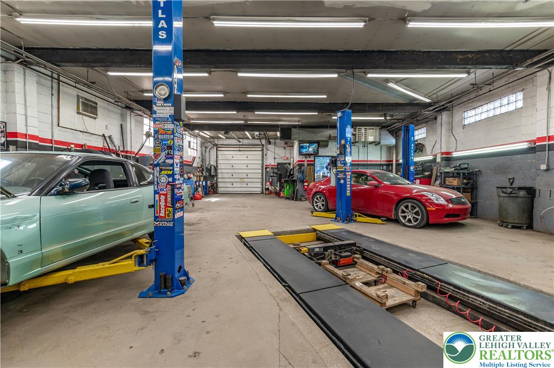 2227 North 3rd Avenue