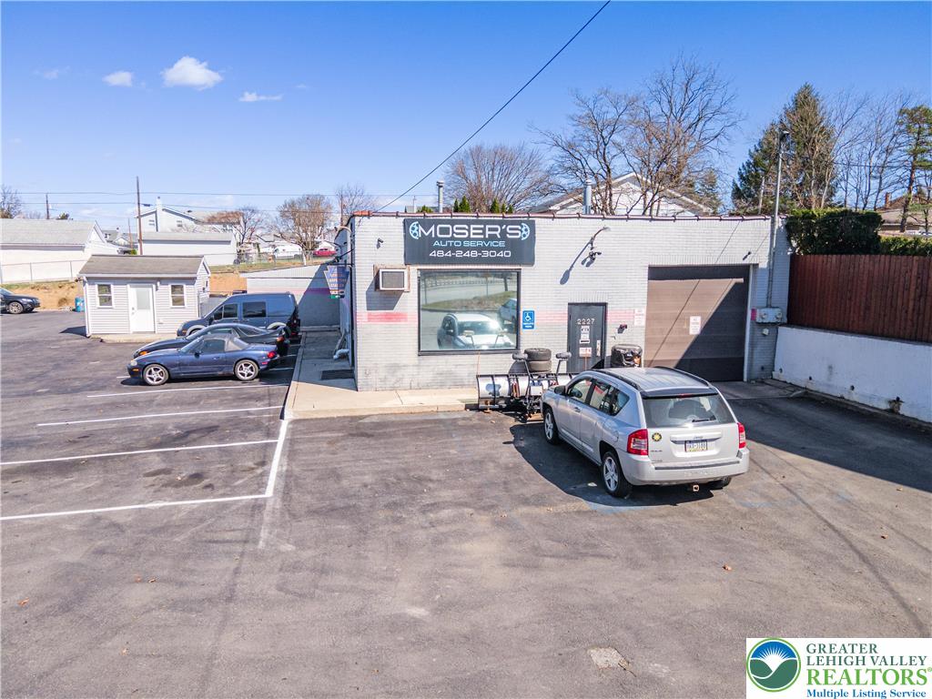 2227 North 3rd Avenue