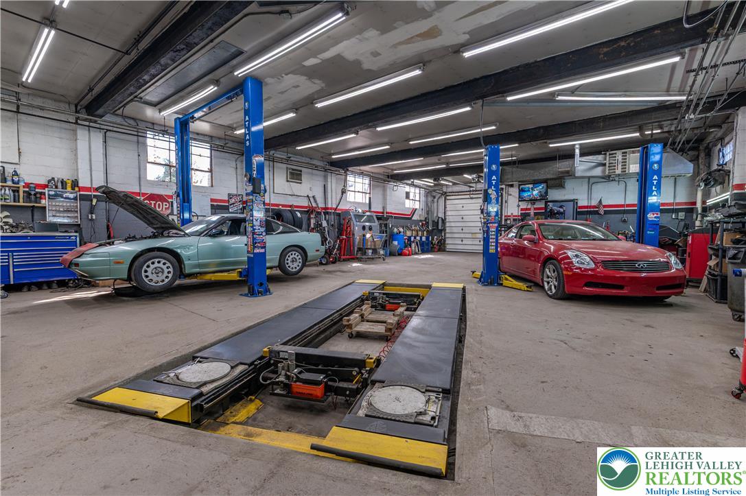 2227 North 3rd Avenue