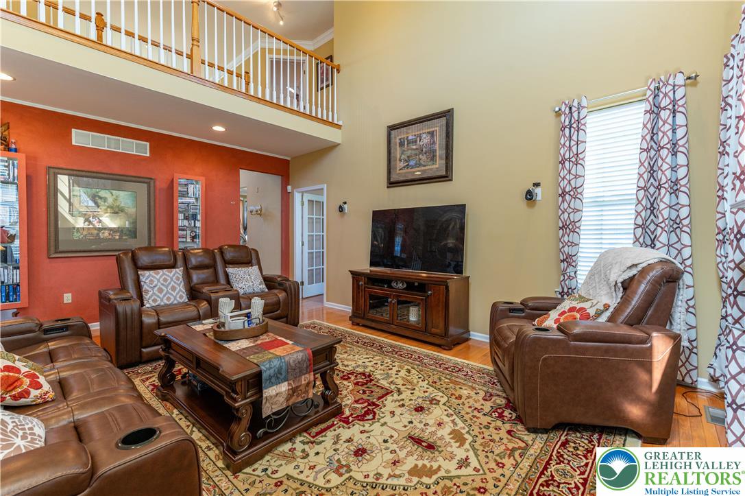 2277 Leigh Drive