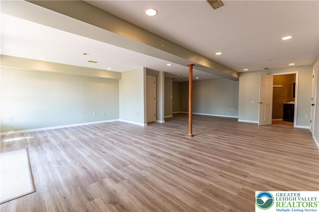 8376 Scenic View Drive