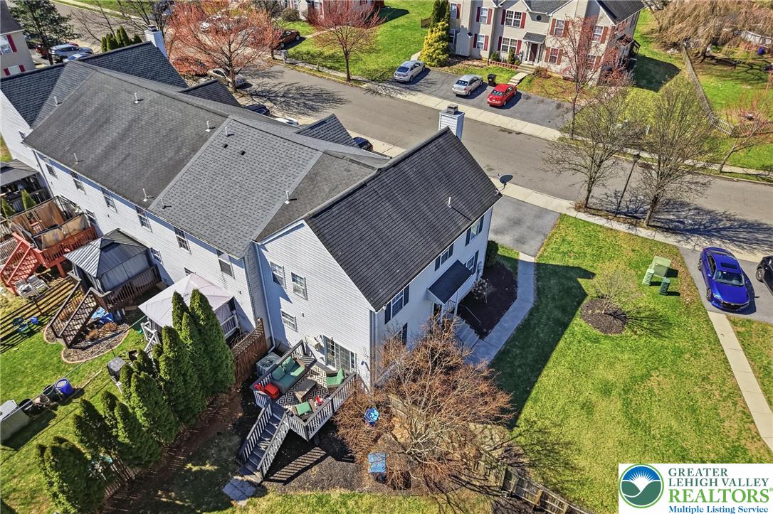 955 Ramblewood Lane