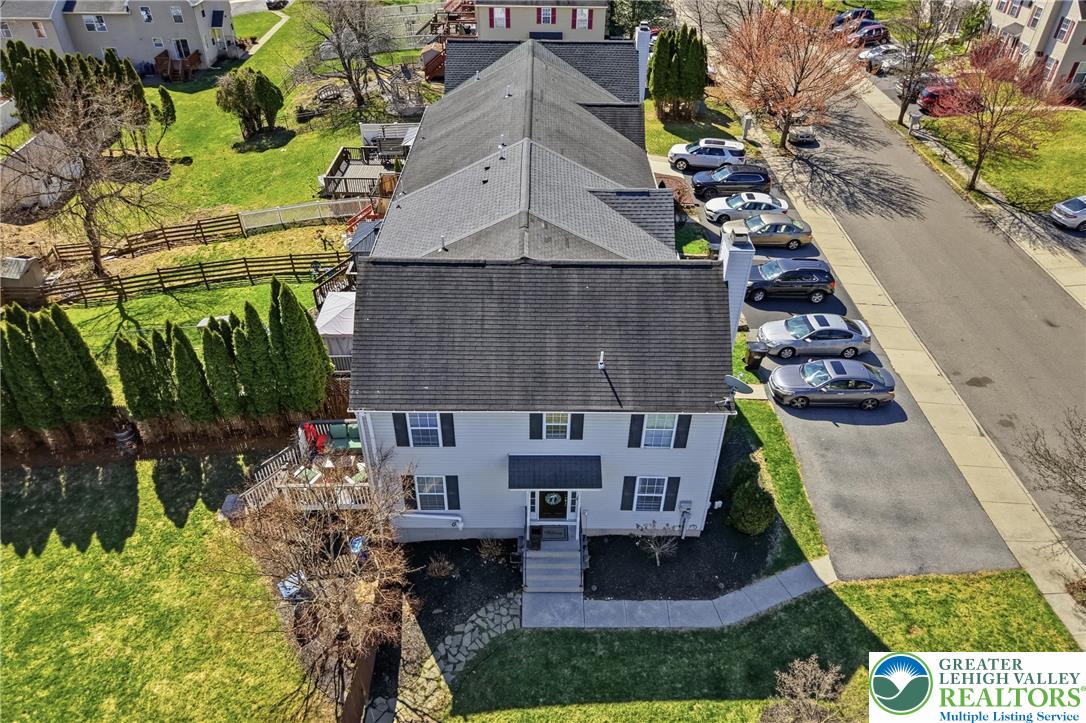 955 Ramblewood Lane