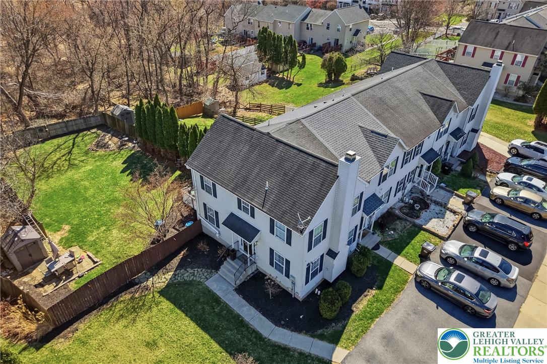955 Ramblewood Lane