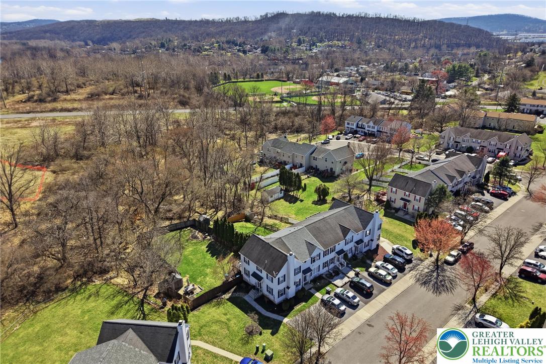 955 Ramblewood Lane