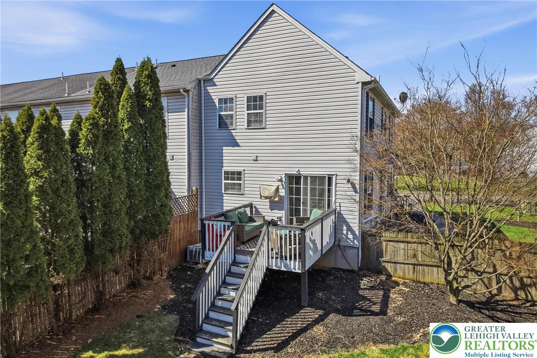 955 Ramblewood Lane