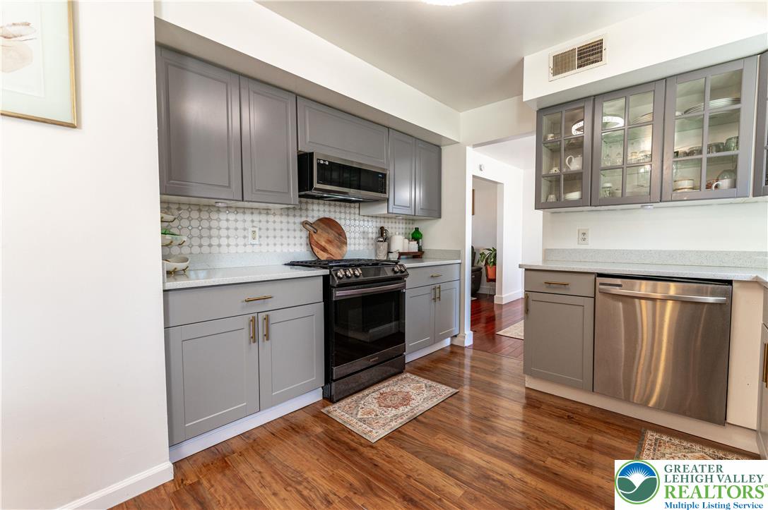 2950 Santee Drive