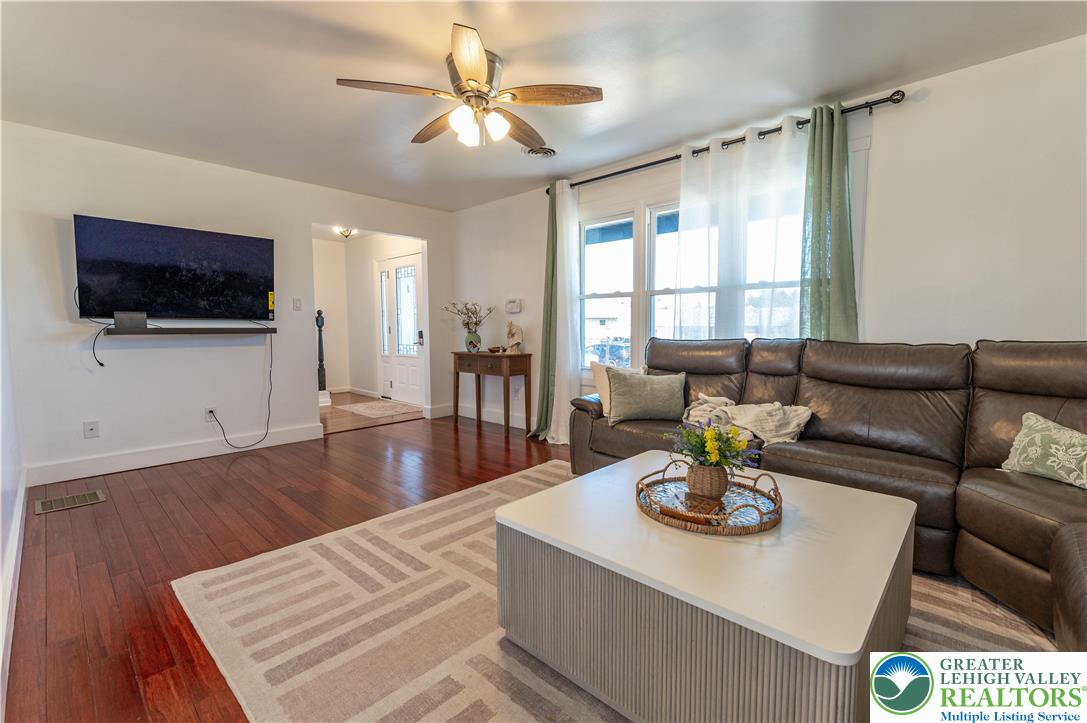 2950 Santee Drive
