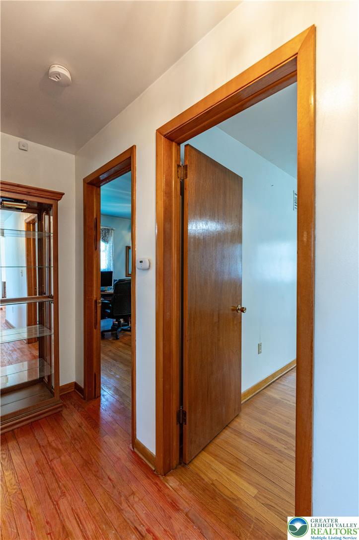 4441 Nicholas Street