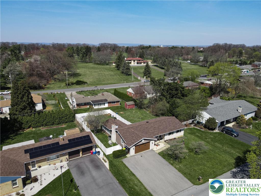 4441 Nicholas Street