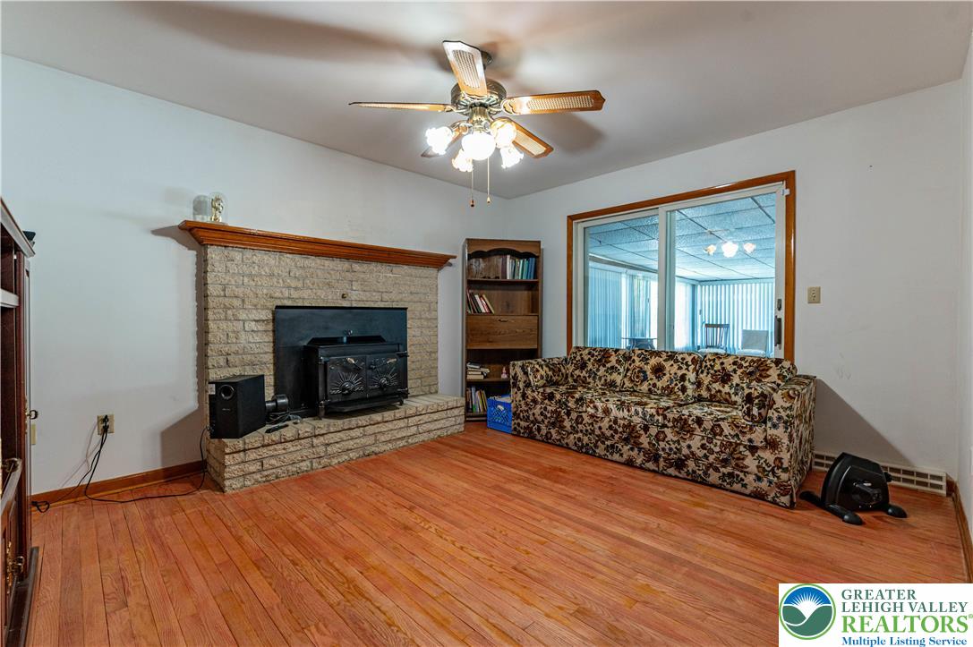 4441 Nicholas Street