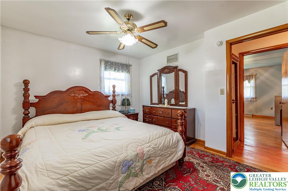 4441 Nicholas Street