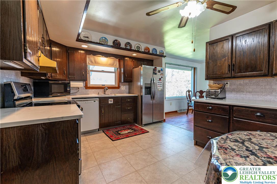 4441 Nicholas Street