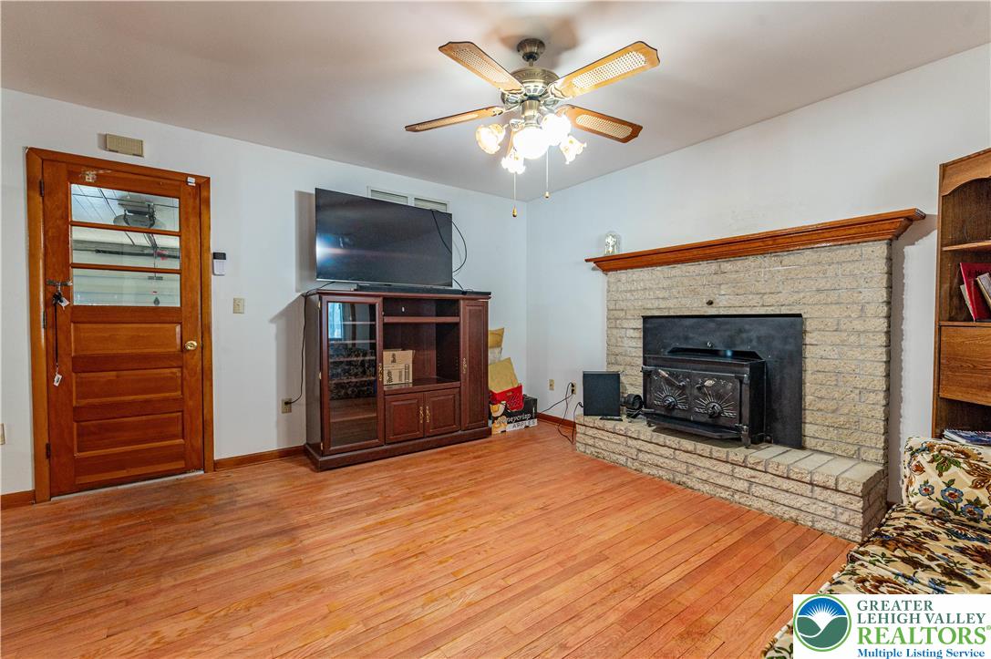 4441 Nicholas Street