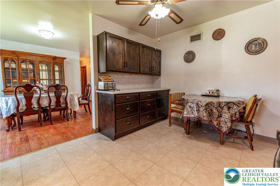 4441 Nicholas Street