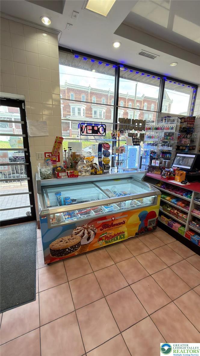 1417 West Chew Street 415