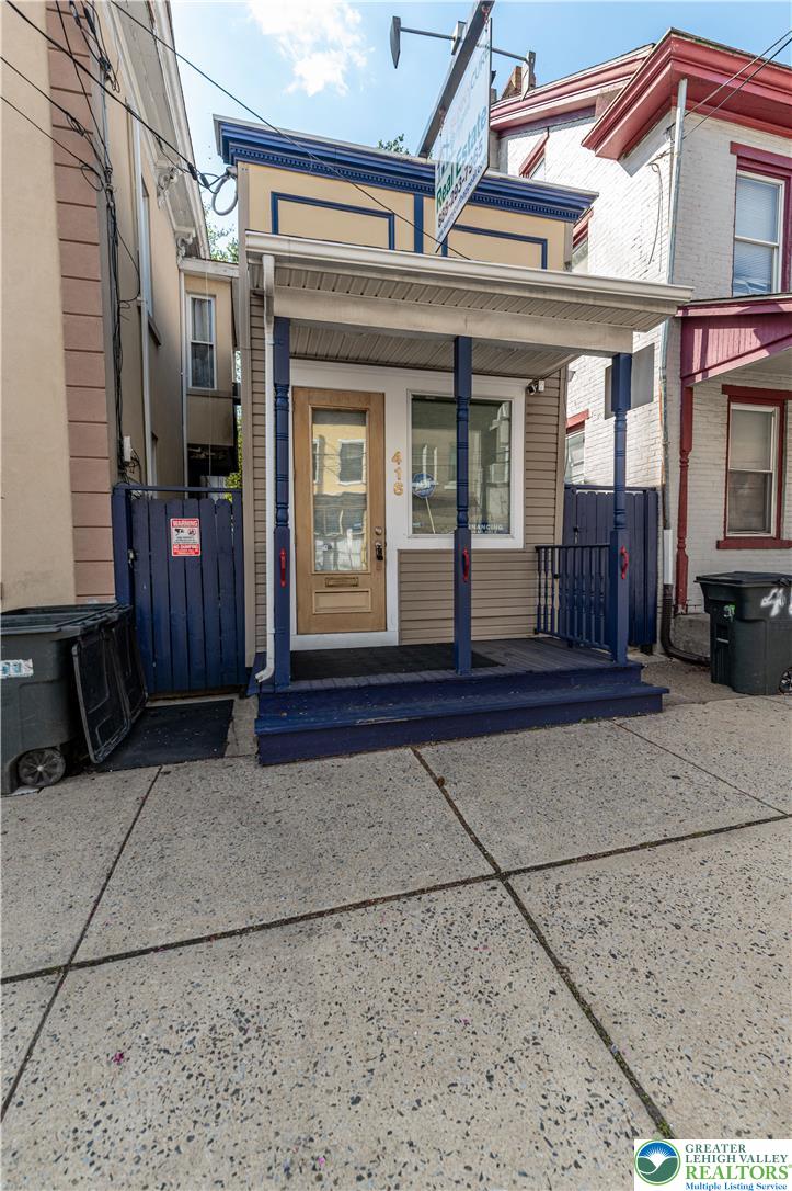416 Wyandotte Street