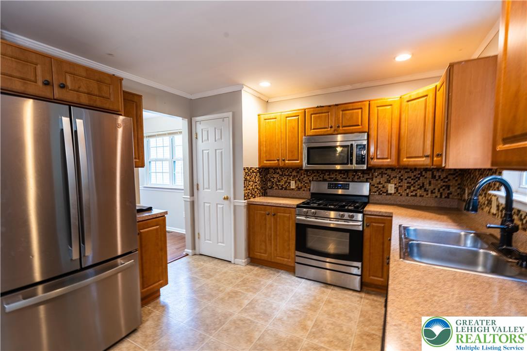 127 Highlands Circle