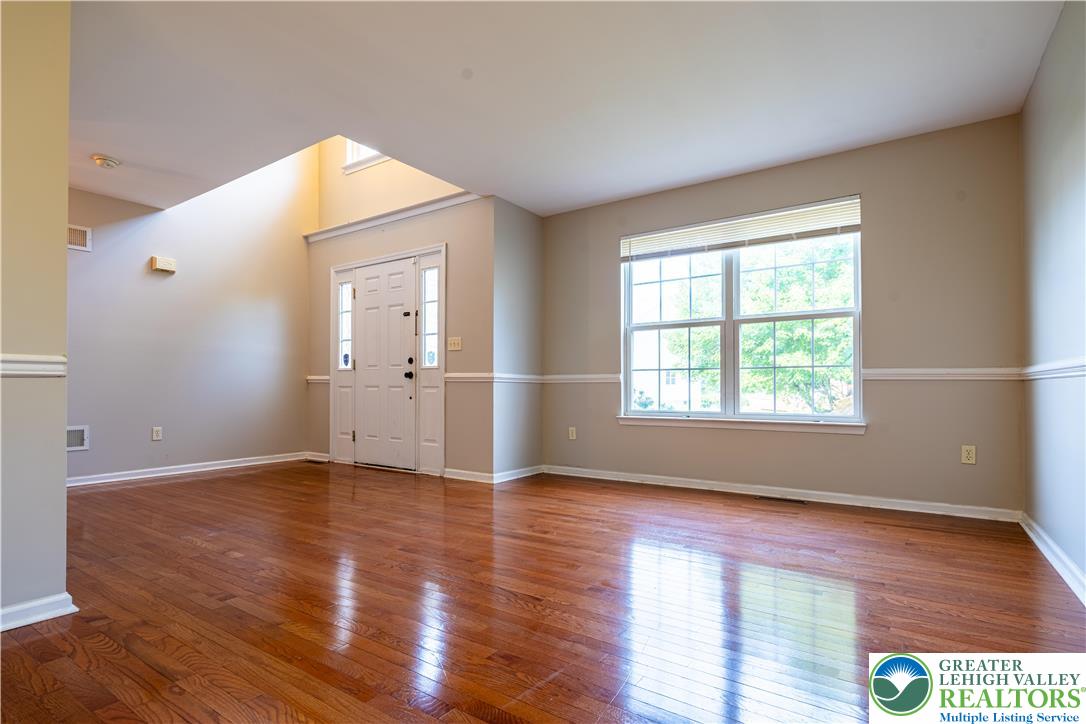 127 Highlands Circle
