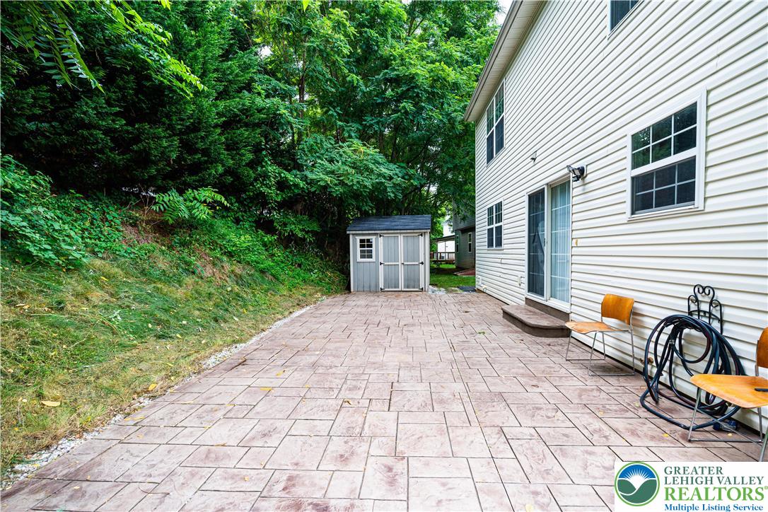 127 Highlands Circle