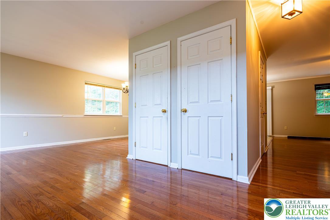 127 Highlands Circle