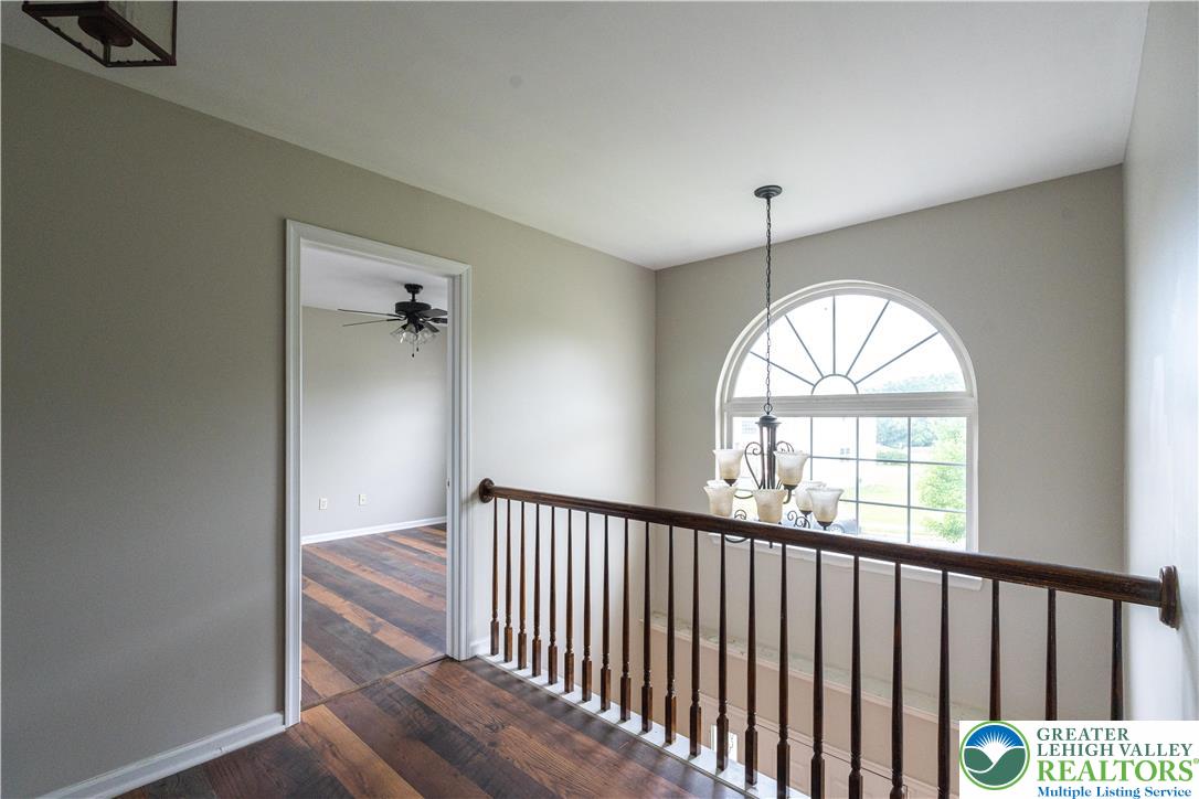 127 Highlands Circle