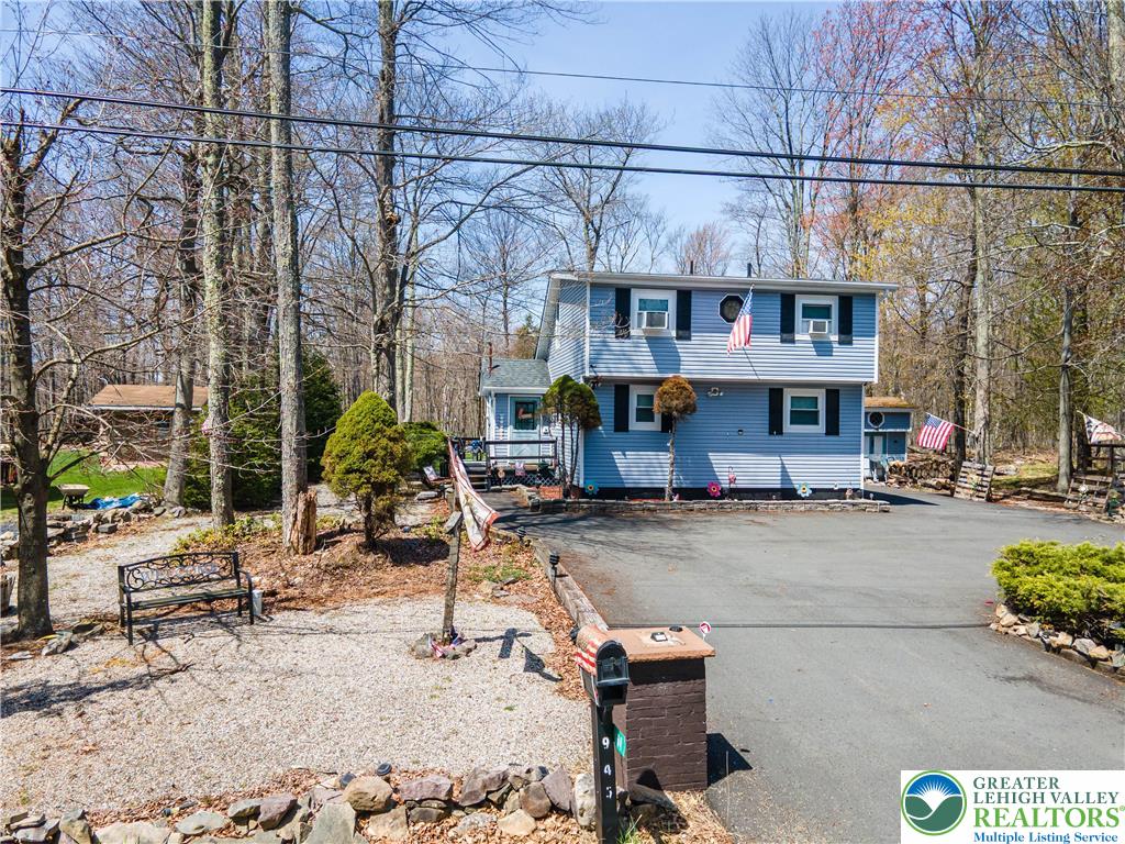 945 Country Place Drive