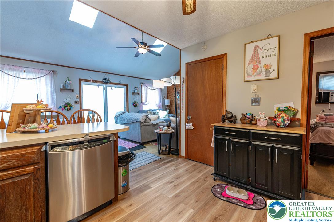945 Country Place Drive