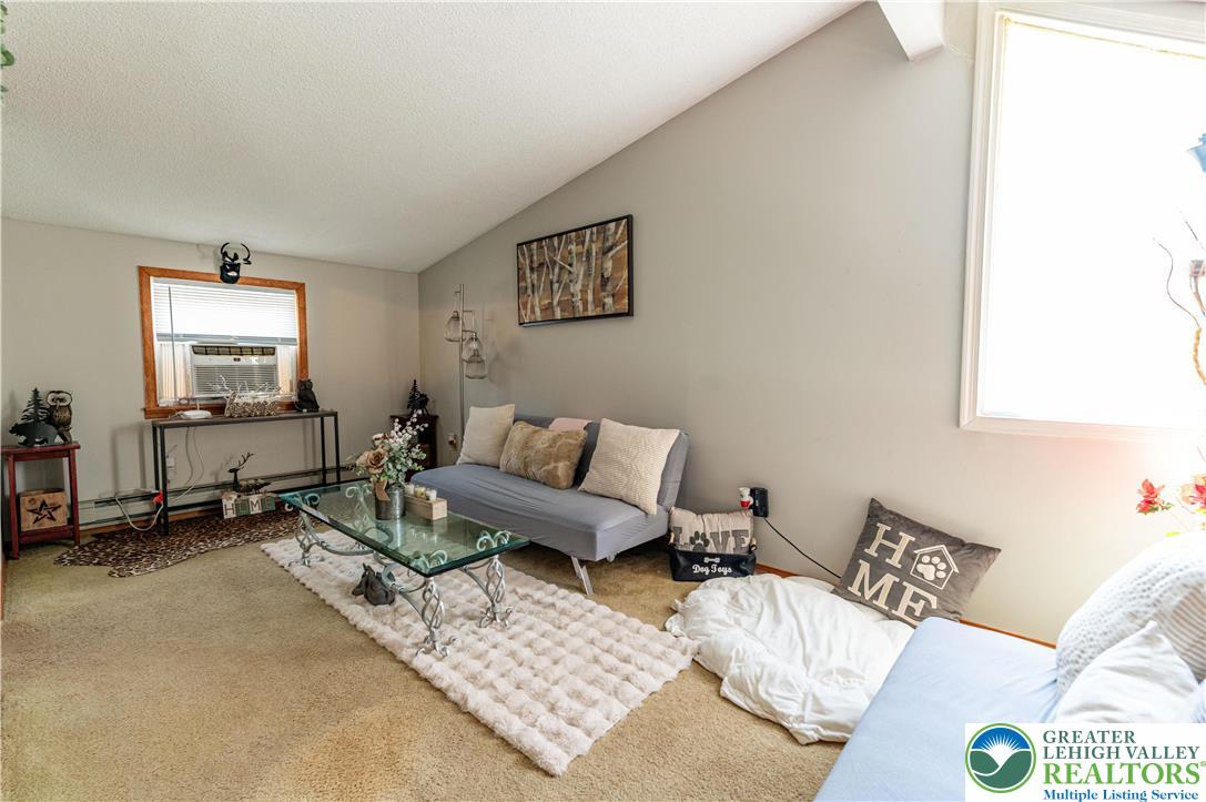 945 Country Place Drive