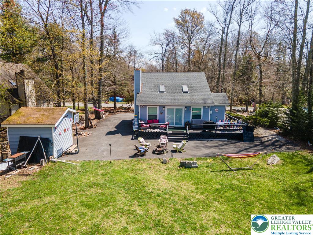 945 Country Place Drive