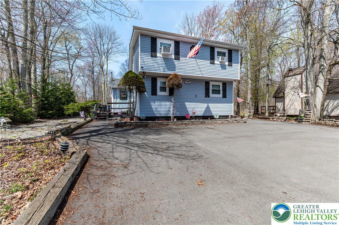 945 Country Place Drive