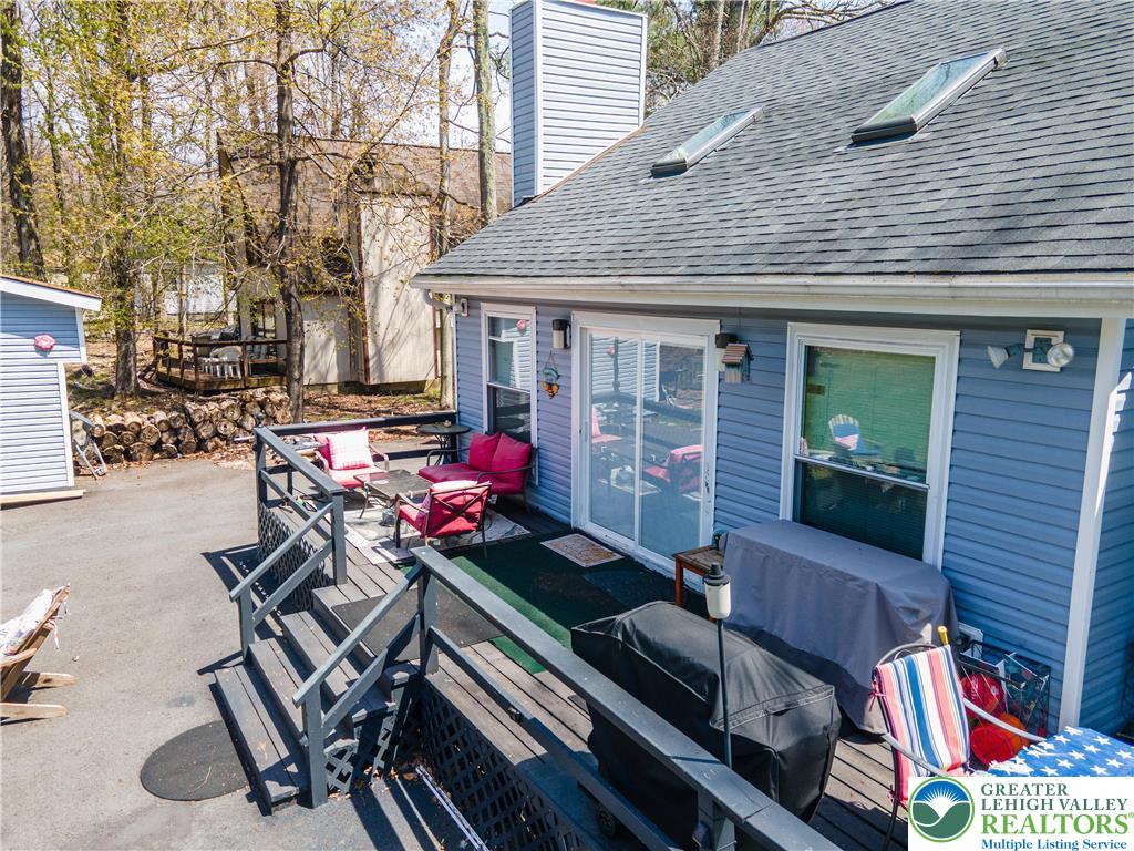 945 Country Place Drive