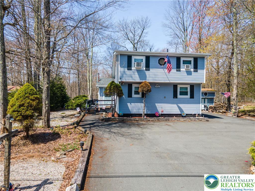 945 Country Place Drive
