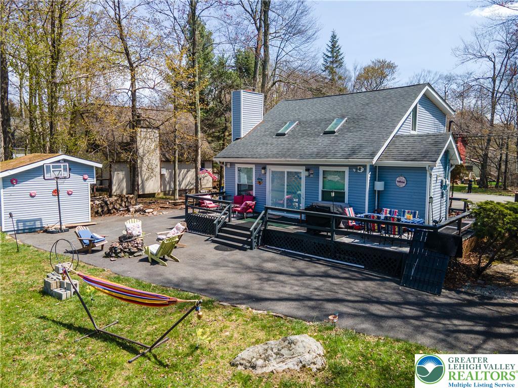945 Country Place Drive