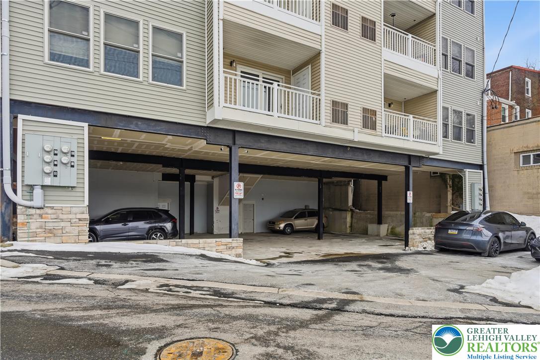 623 Walnut Avenue A2